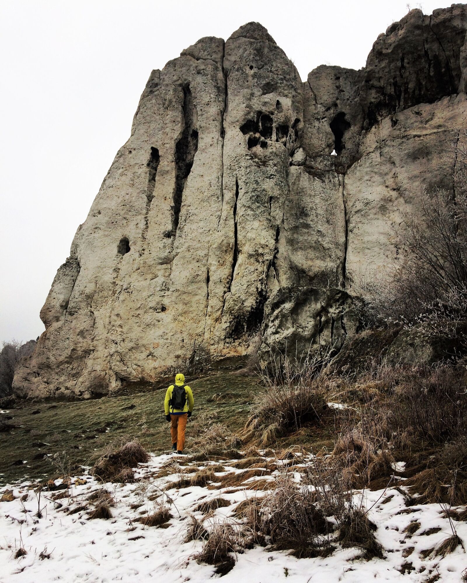iPhone 5s back camera 4.15mm f/2.2 sample photo. Rocks, climbing, mountains photography