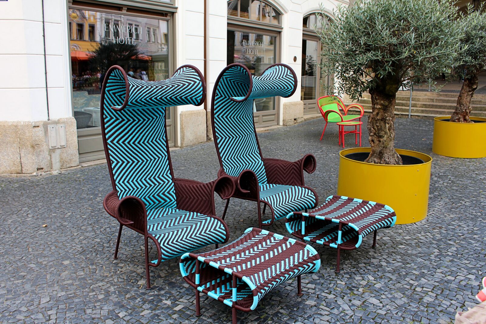 Canon EOS 700D (EOS Rebel T5i / EOS Kiss X7i) sample photo. Seating furniture, design, chairs photography