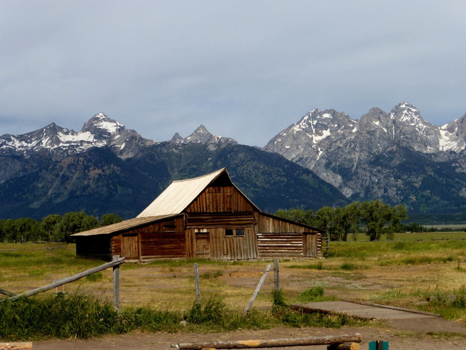 Panasonic Lumix DMC-ZS25 (Lumix DMC-TZ35) sample photo. Ranch, america, park photography