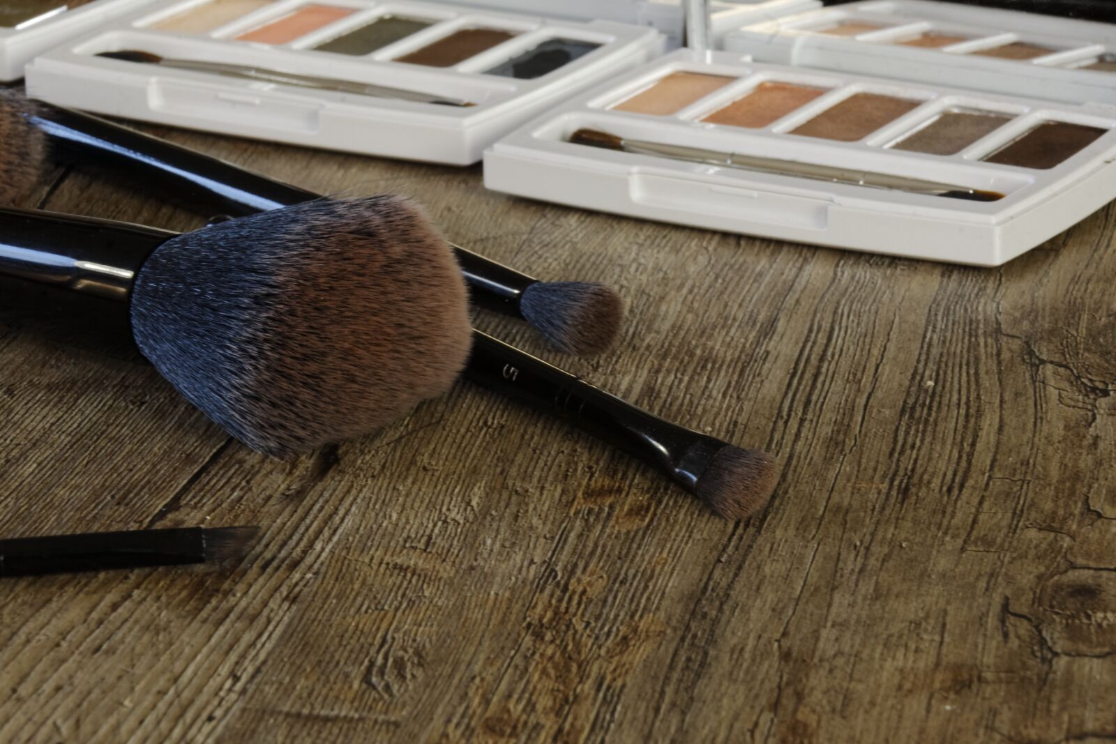 Canon EOS 30D sample photo. Cosmetics, make up, makeup photography