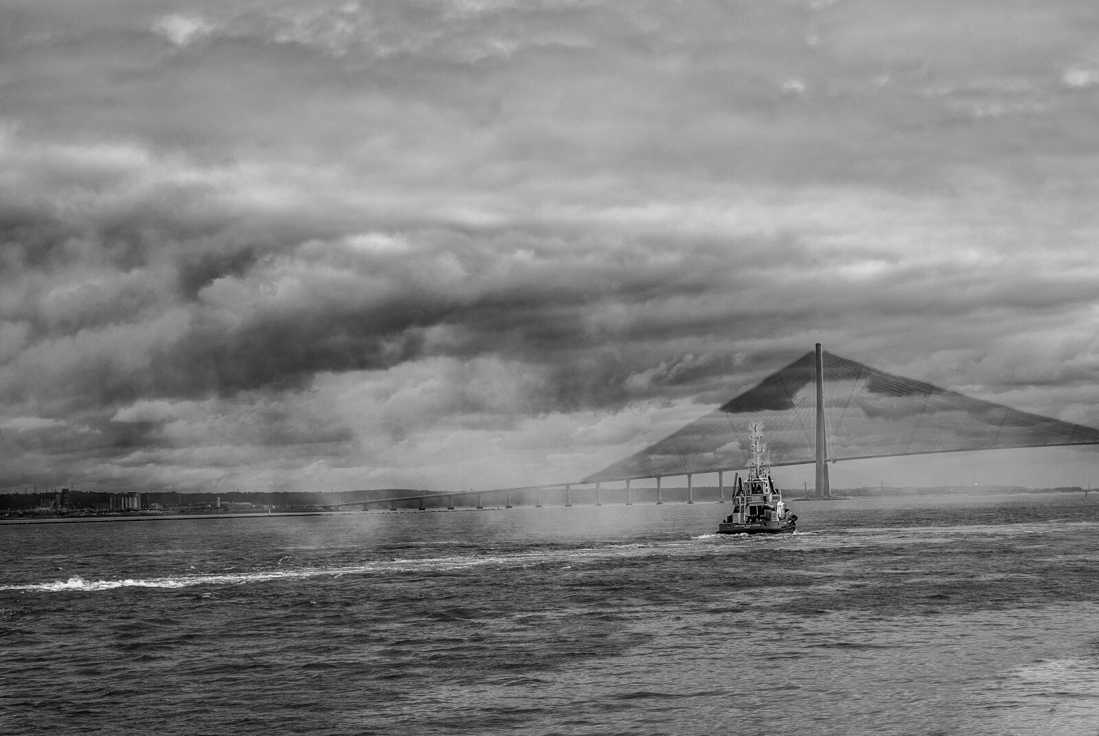 Nikon D80 sample photo. Boat, normandy bridge, bridge photography