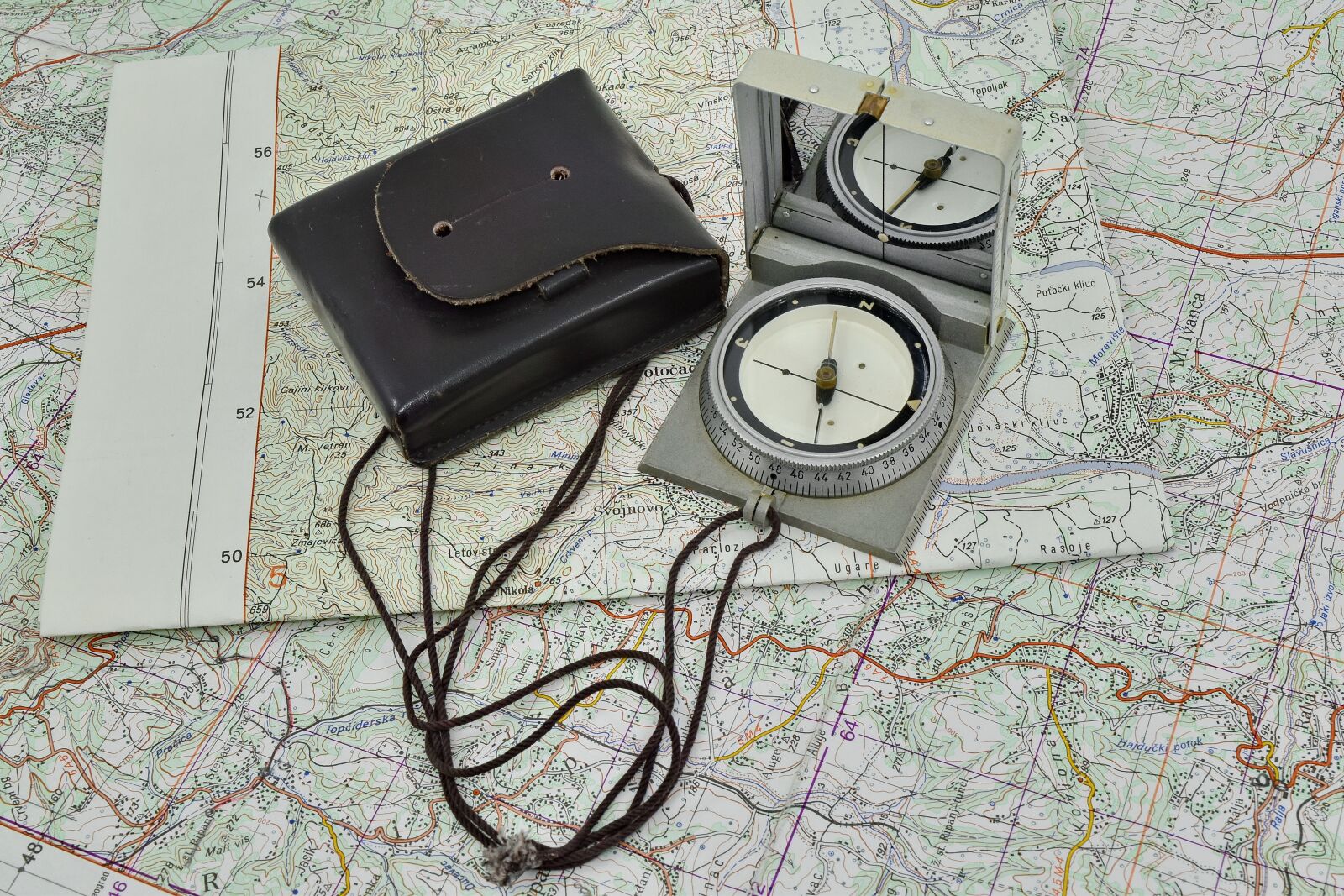 Nikon D5500 sample photo. Army, compass, location, navigation photography