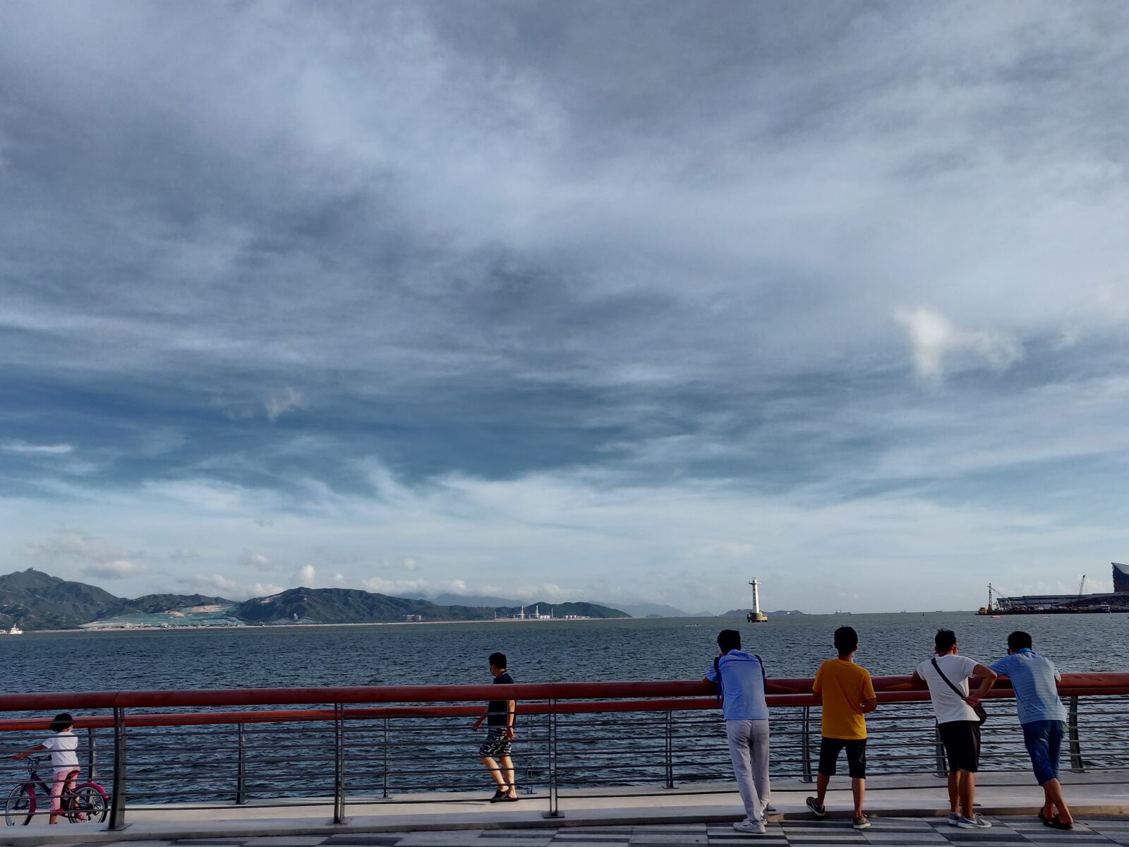 OnePlus A6010 sample photo. Coast, people, the sea photography