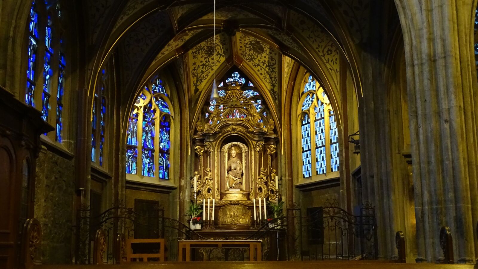 Sony Cyber-shot DSC-HX400V sample photo. Germany, aachen, dom photography