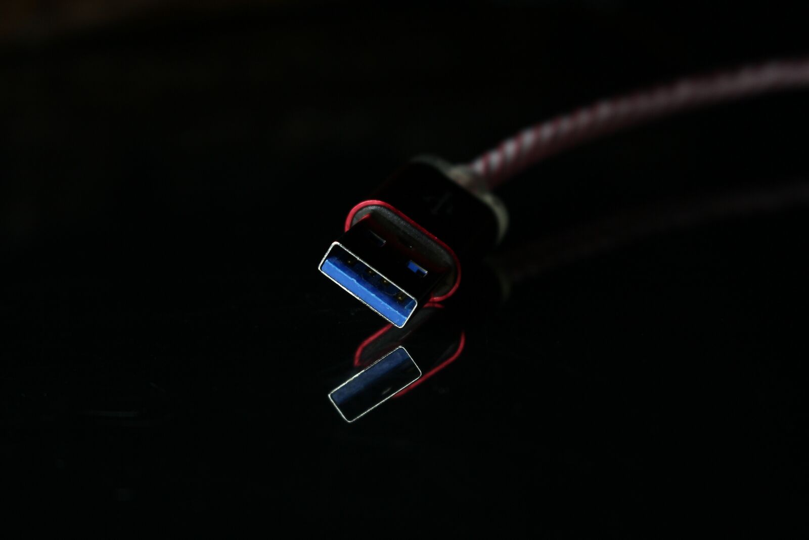 Canon EOS 60D sample photo. Data lines, wires, lines photography
