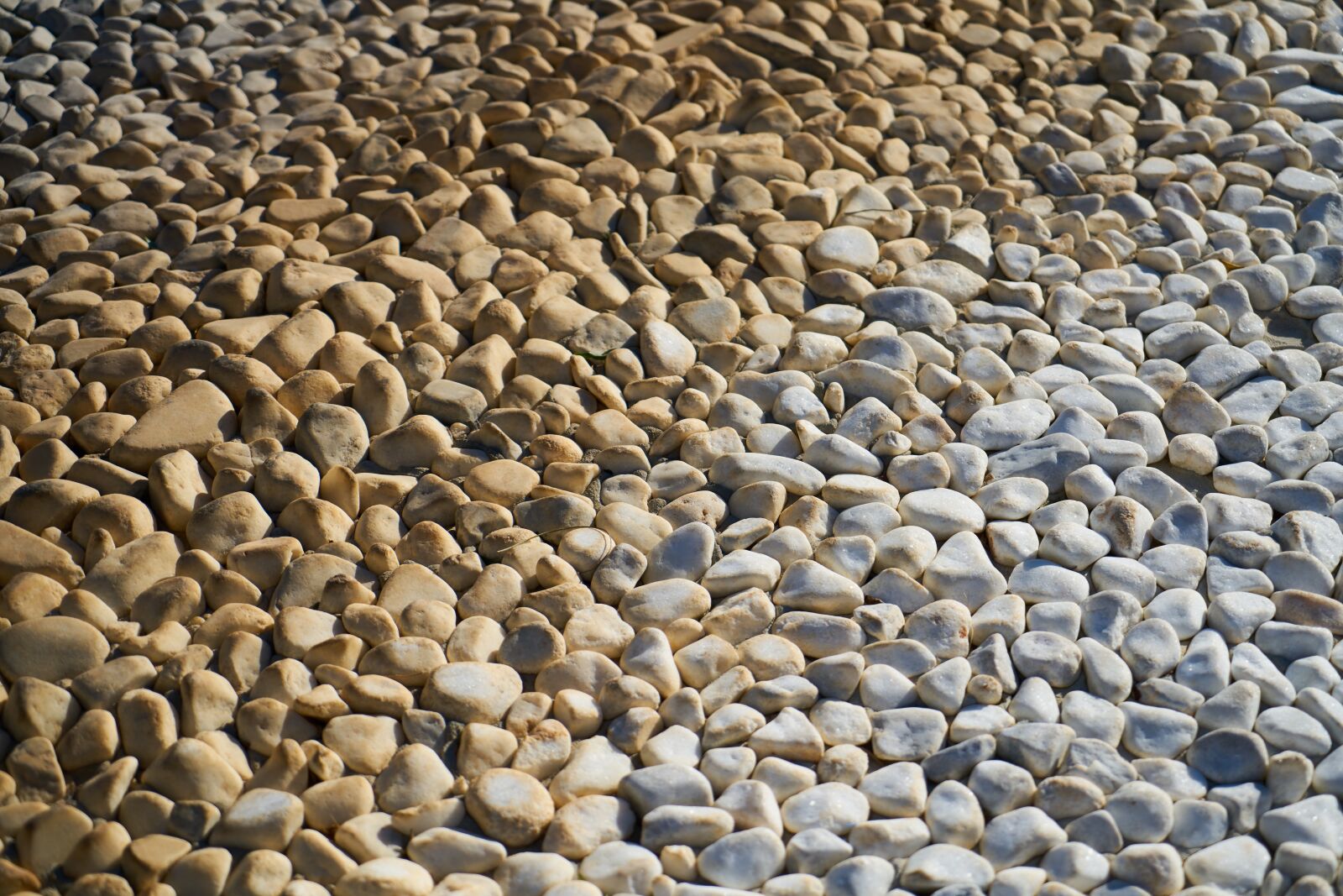 Sony a7R II sample photo. Gravel, wall, ground photography