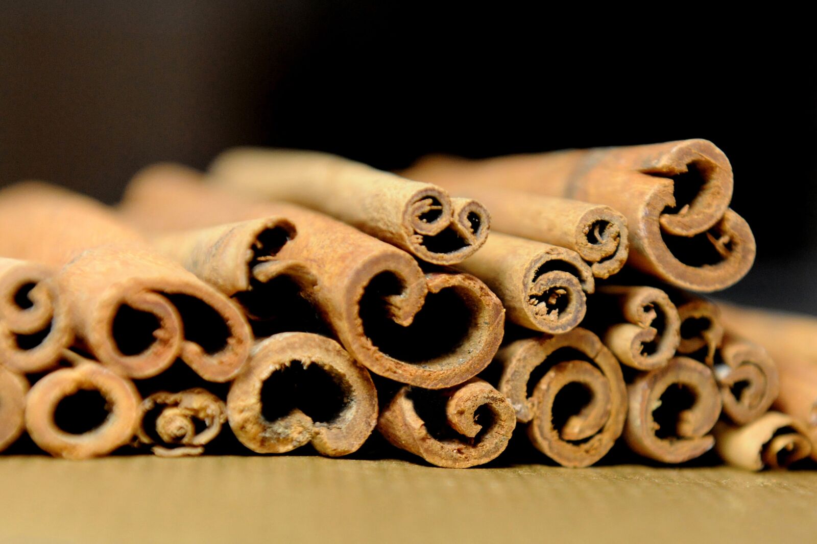 Nikon D3X sample photo. Cinnamon, cinnamon sticks, spice photography