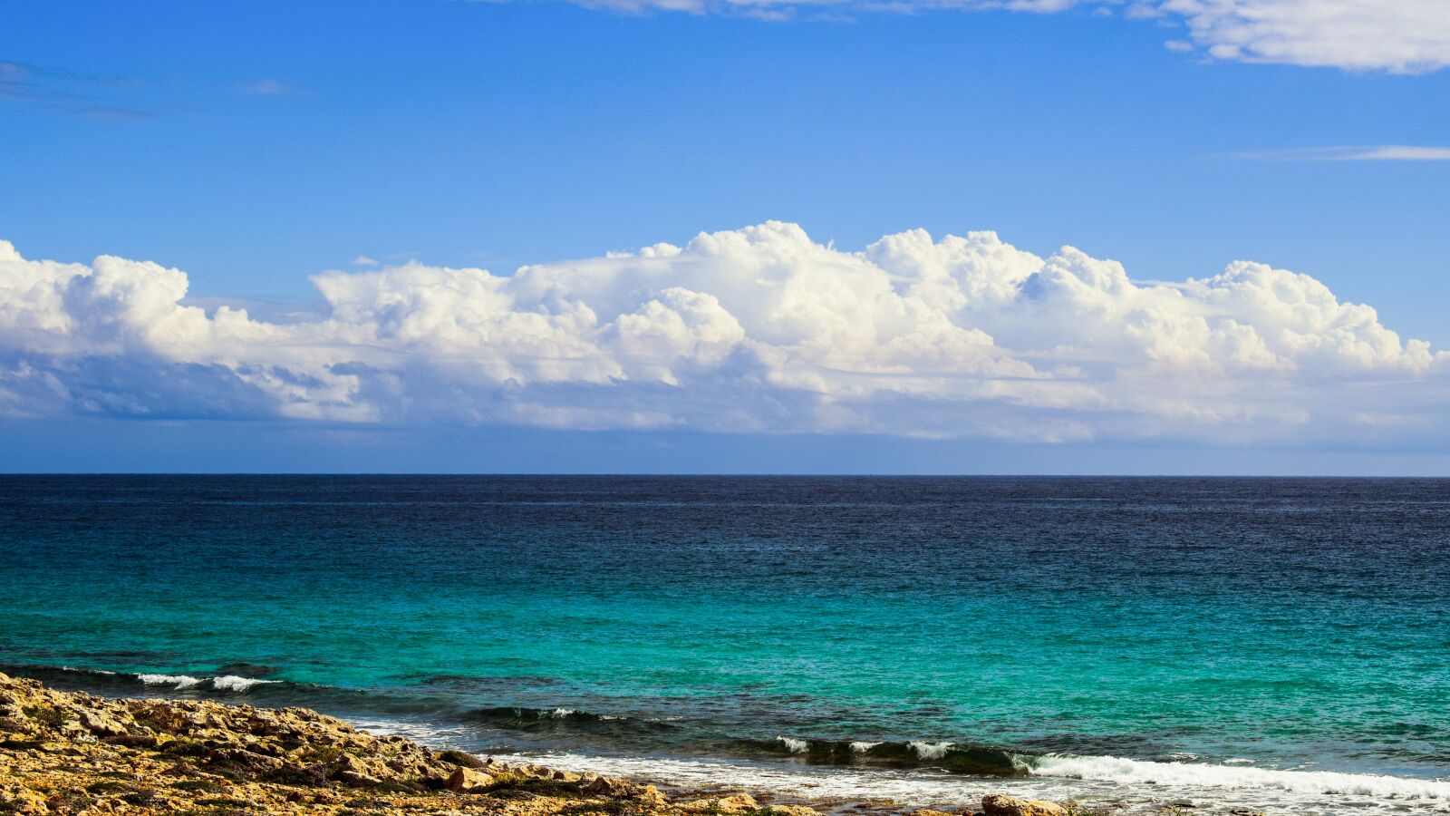 Nikon D3300 sample photo. Sea, sky, clouds photography