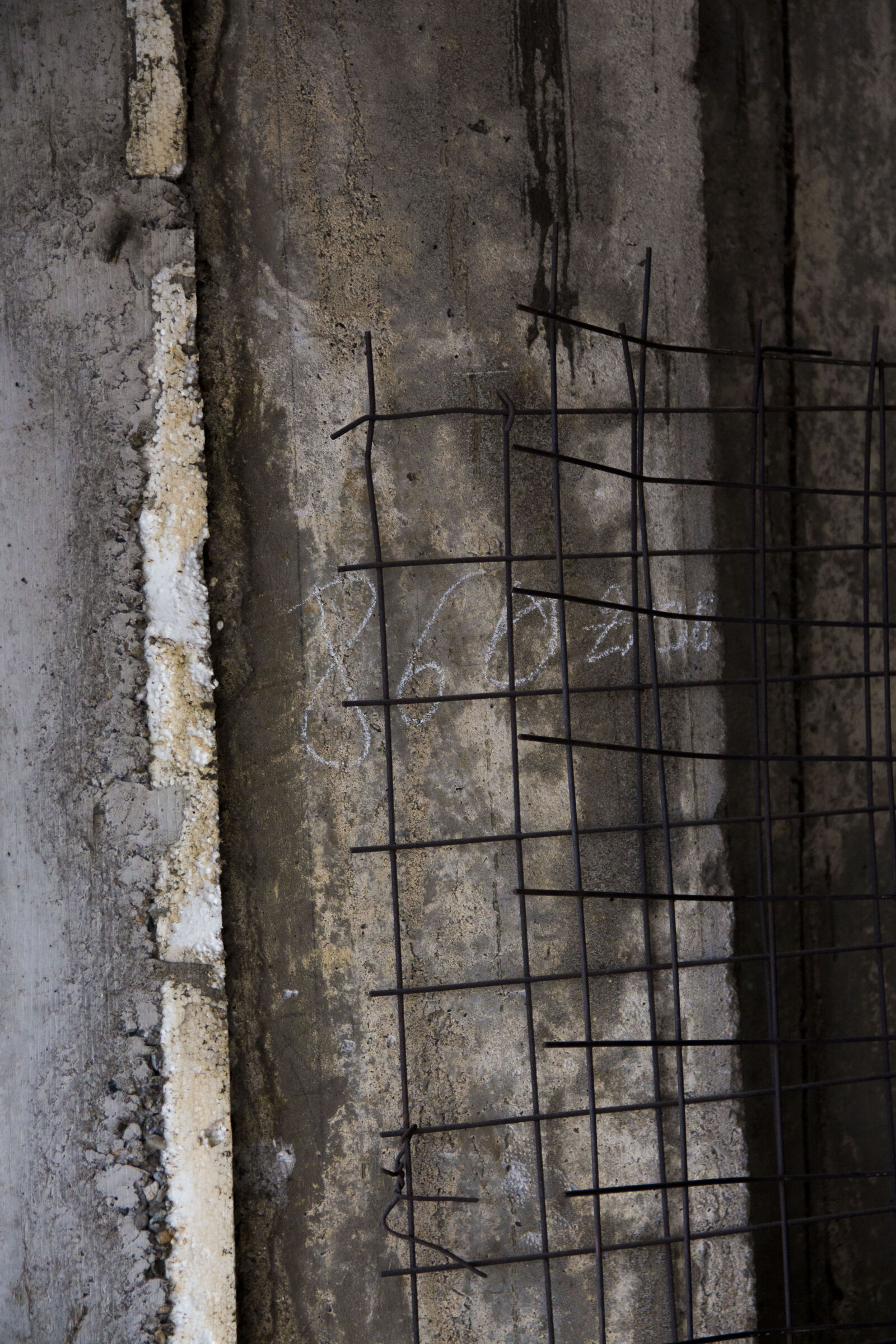 Canon EF-S 17-55mm F2.8 IS USM sample photo. Concrete, construction, construction, site photography