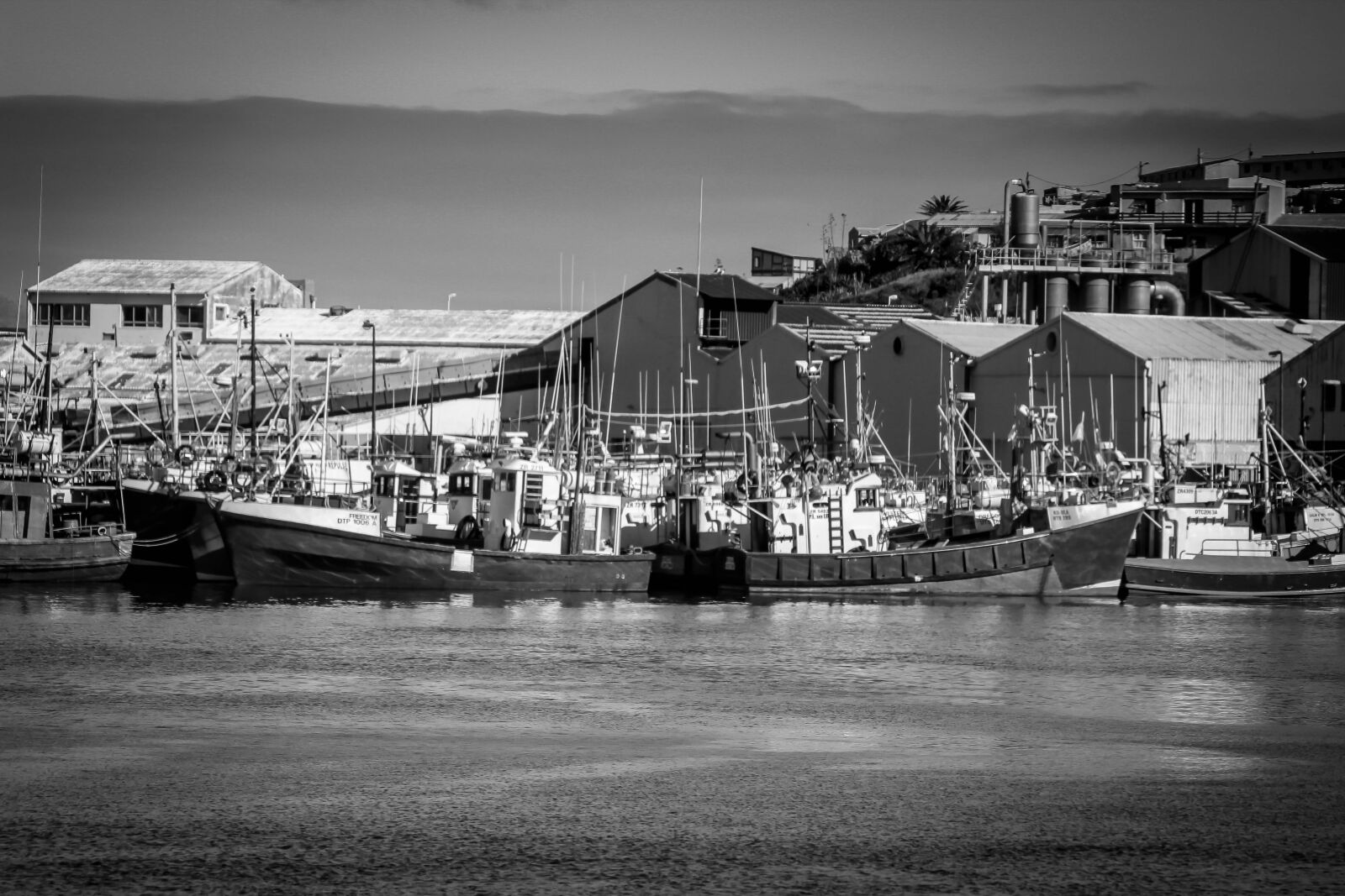 Canon EOS 1200D (EOS Rebel T5 / EOS Kiss X70 / EOS Hi) sample photo. Harbour, harbor, bay photography