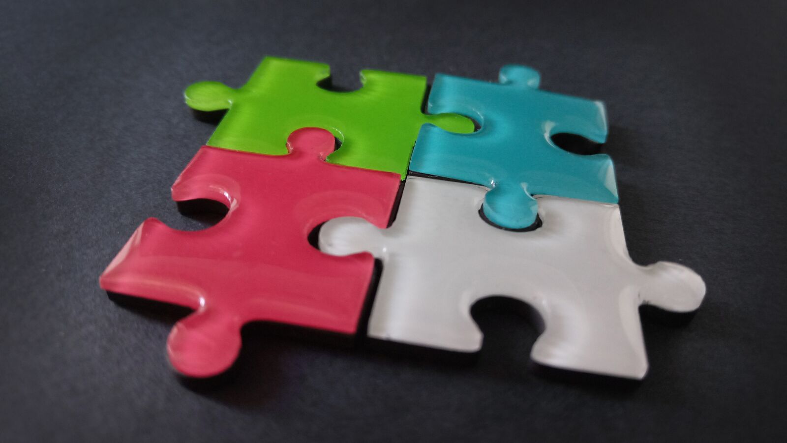SHIFT 6M sample photo. Puzzle, cooperation, team photography