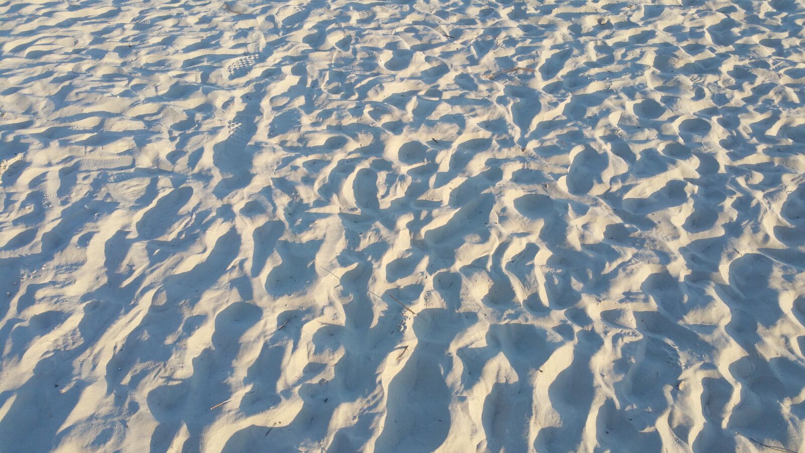 Samsung Galaxy Note4 sample photo. North sea, silver beach photography