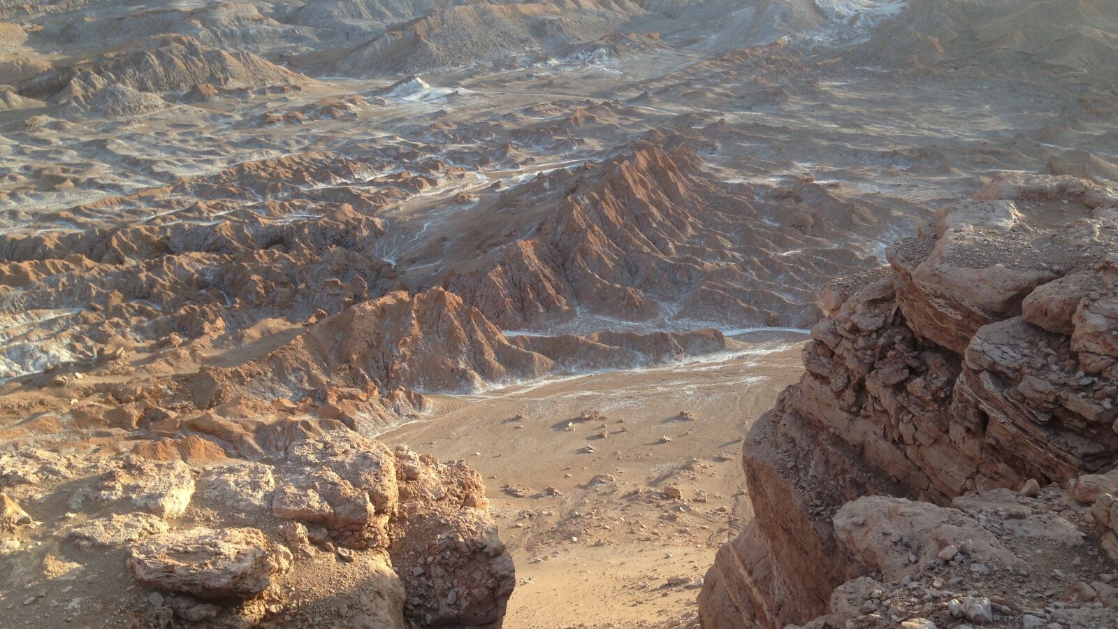 iPhone 5c back camera 4.12mm f/2.4 sample photo. Valle de la luna photography
