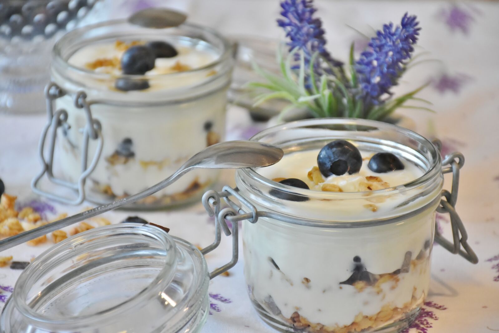 Nikon D7200 sample photo. Yogurt, berries, blueberries photography