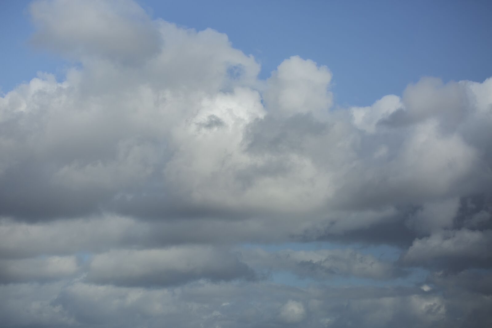 Canon EOS 5D Mark III + Canon EF 100mm F2.8 Macro USM sample photo. Clouds, blue, sky photography