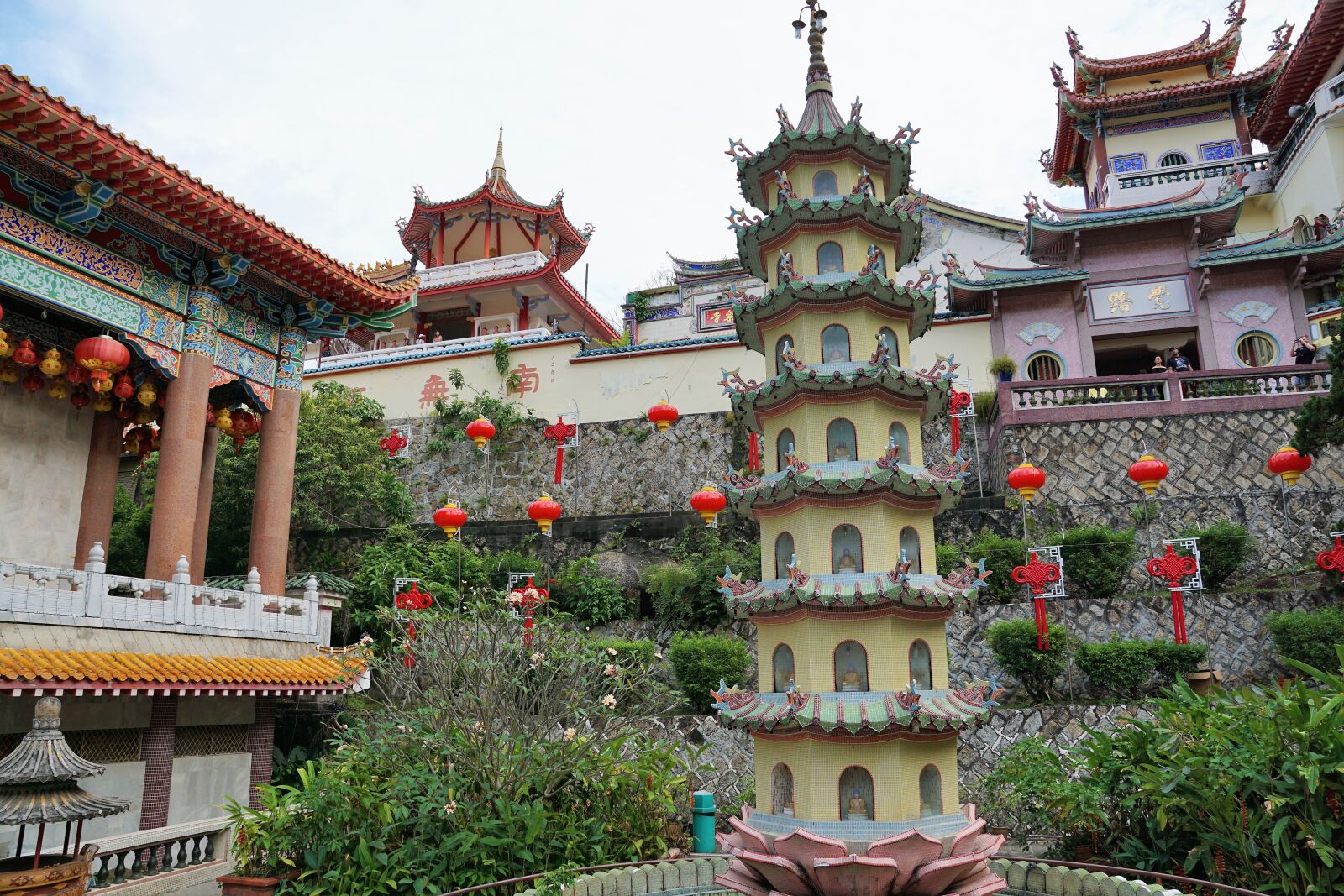 Sony ILCA-77M2 + Sony DT 16-50mm F2.8 SSM sample photo. Temple, architecture, travel photography