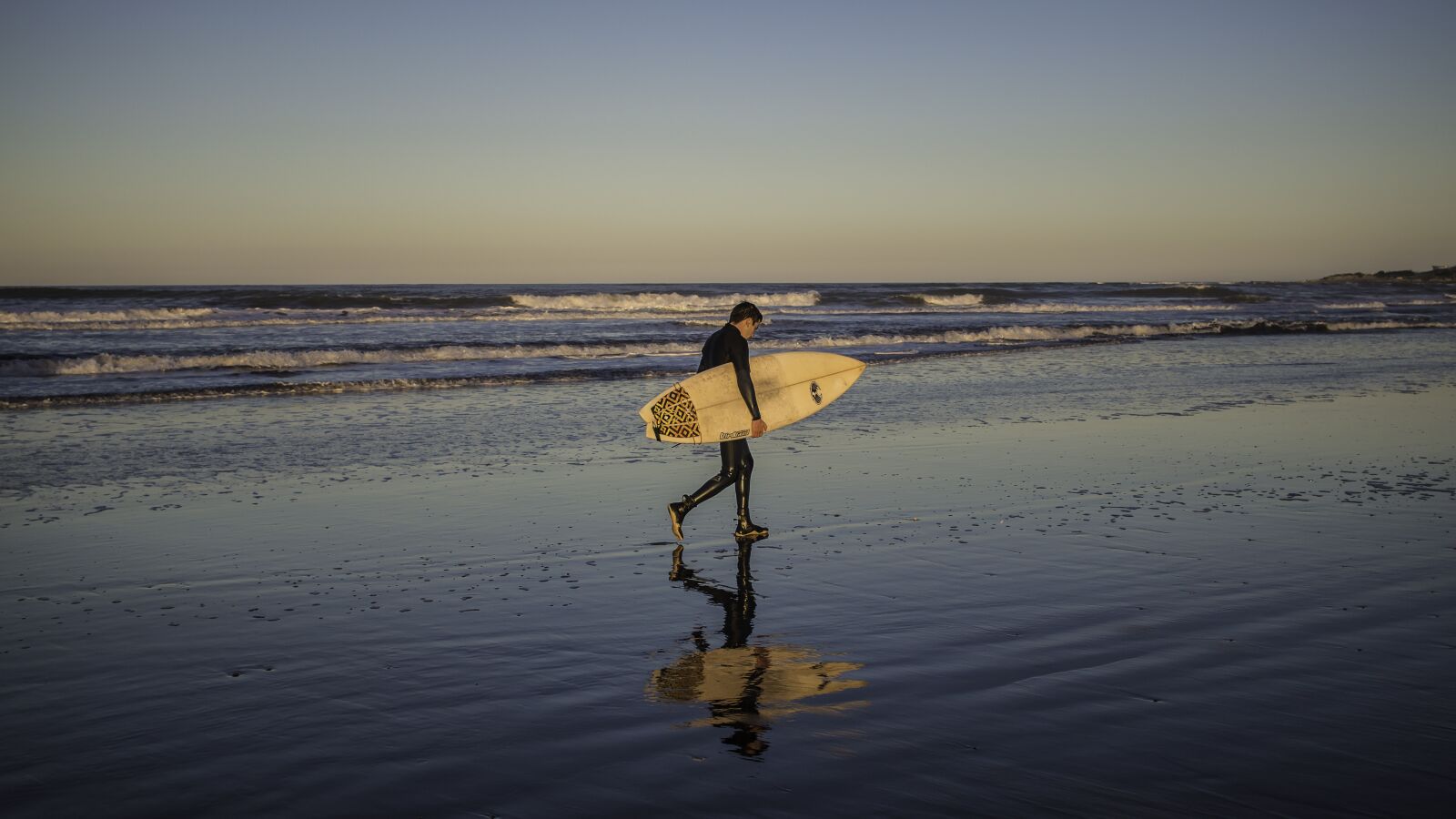 Canon EF-S 24mm F2.8 STM sample photo. Surfer, mar del plata photography