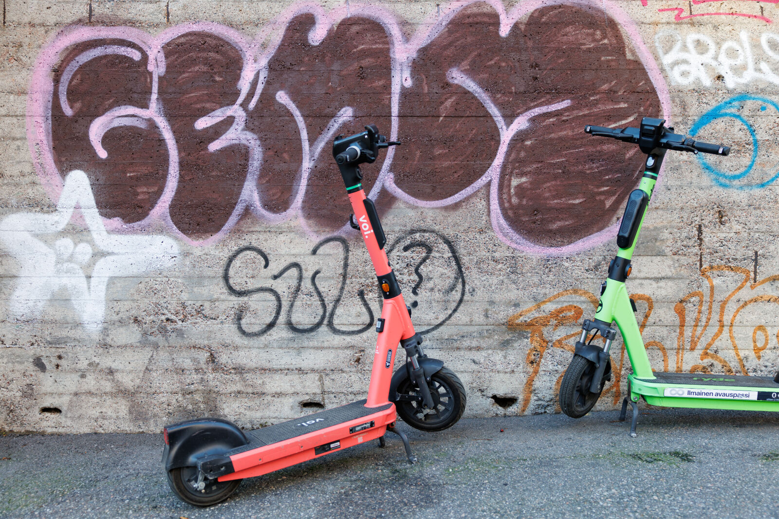 Canon RF 24-70mm F2.8L IS USM sample photo. Scooter parking photography