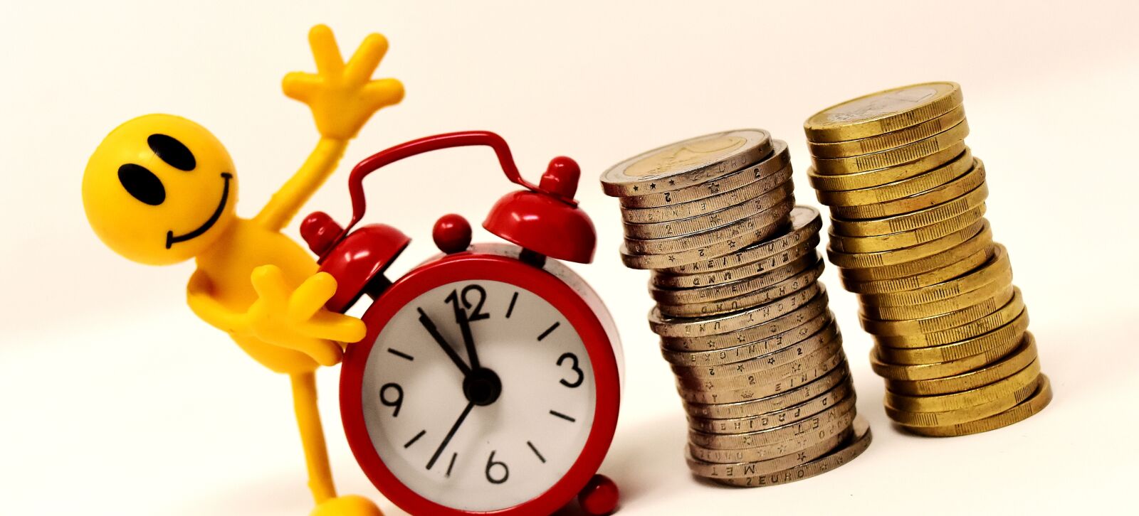 Nikon D7200 sample photo. Time is money, bank photography