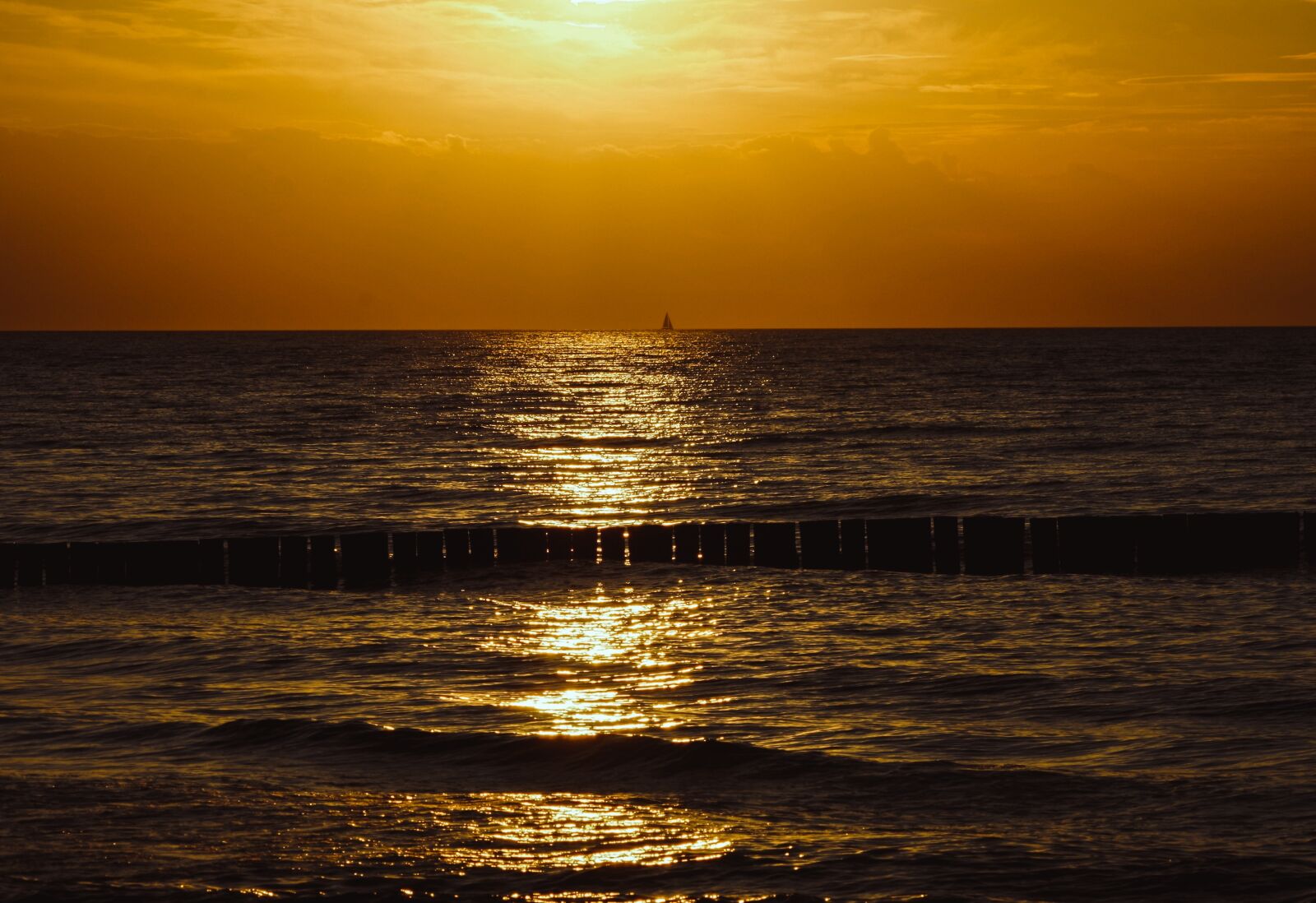 Pentax K-30 sample photo. Sea, sunset, sailing boat photography