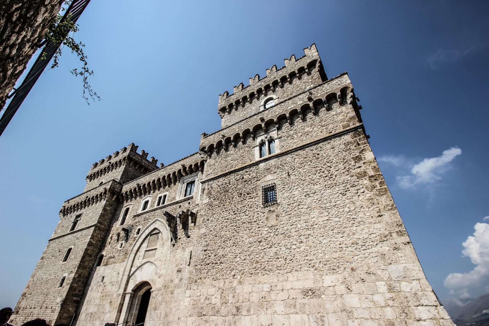 Canon EOS 550D (EOS Rebel T2i / EOS Kiss X4) sample photo. Castle, middle ages, ancient photography