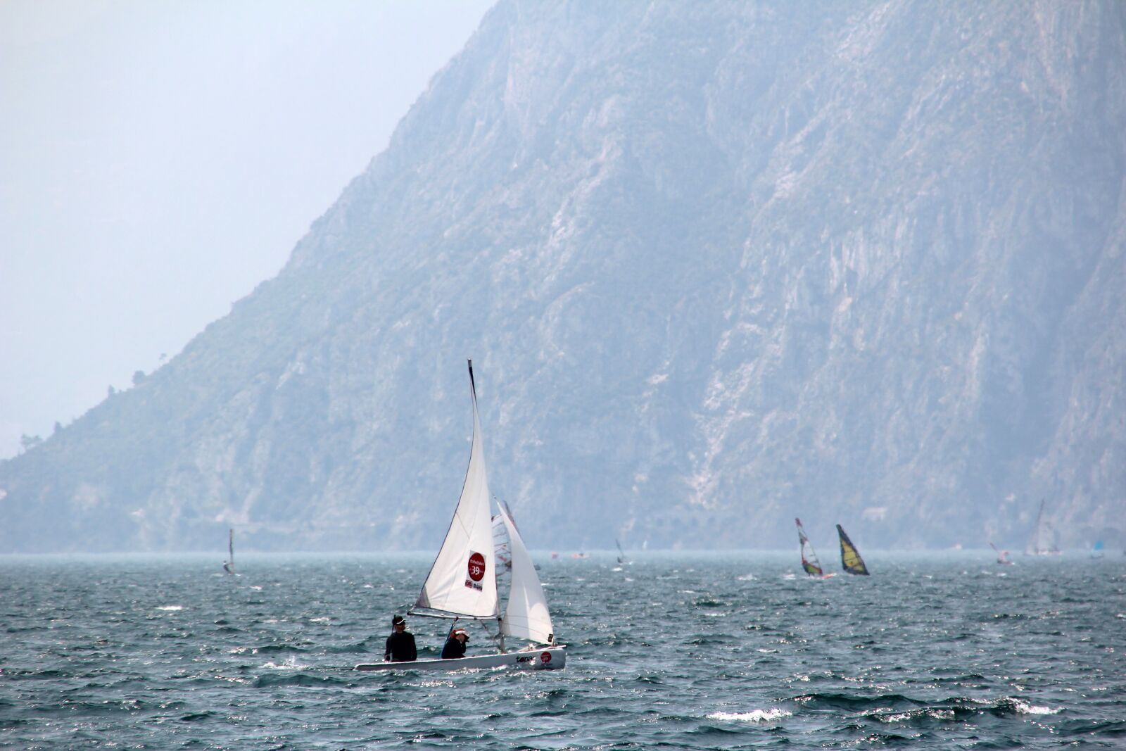 Canon EOS 600D (Rebel EOS T3i / EOS Kiss X5) sample photo. Garda, italy, lake photography