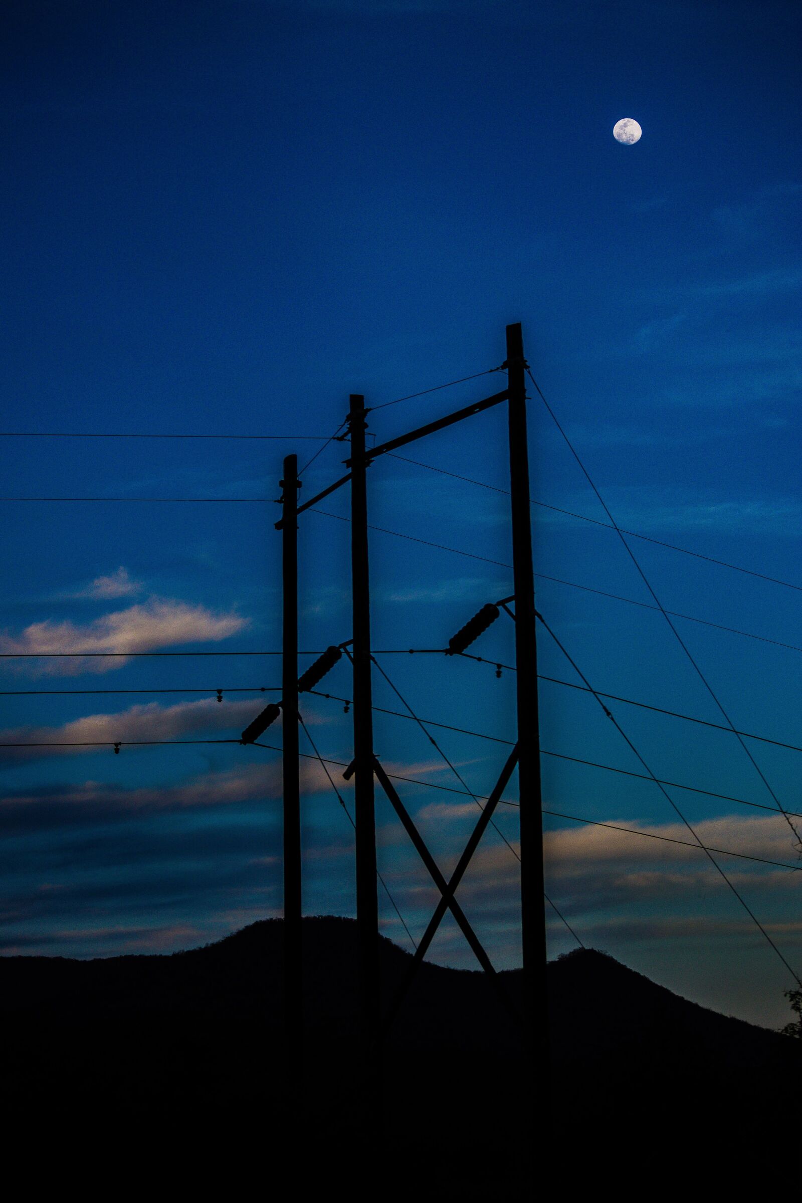 Nikon D3300 sample photo. Shadows, blue sky, landscape photography