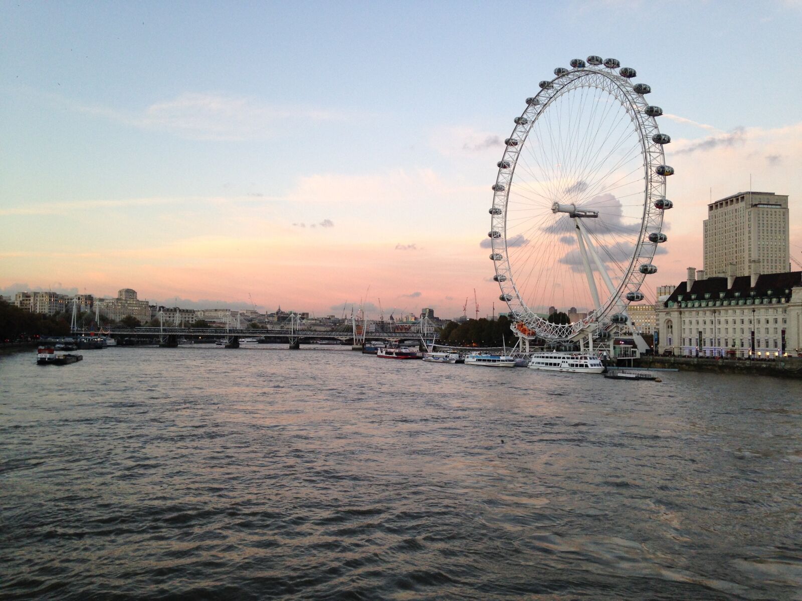 iPhone 5c back camera 4.12mm f/2.4 sample photo. London, london eye, thames photography