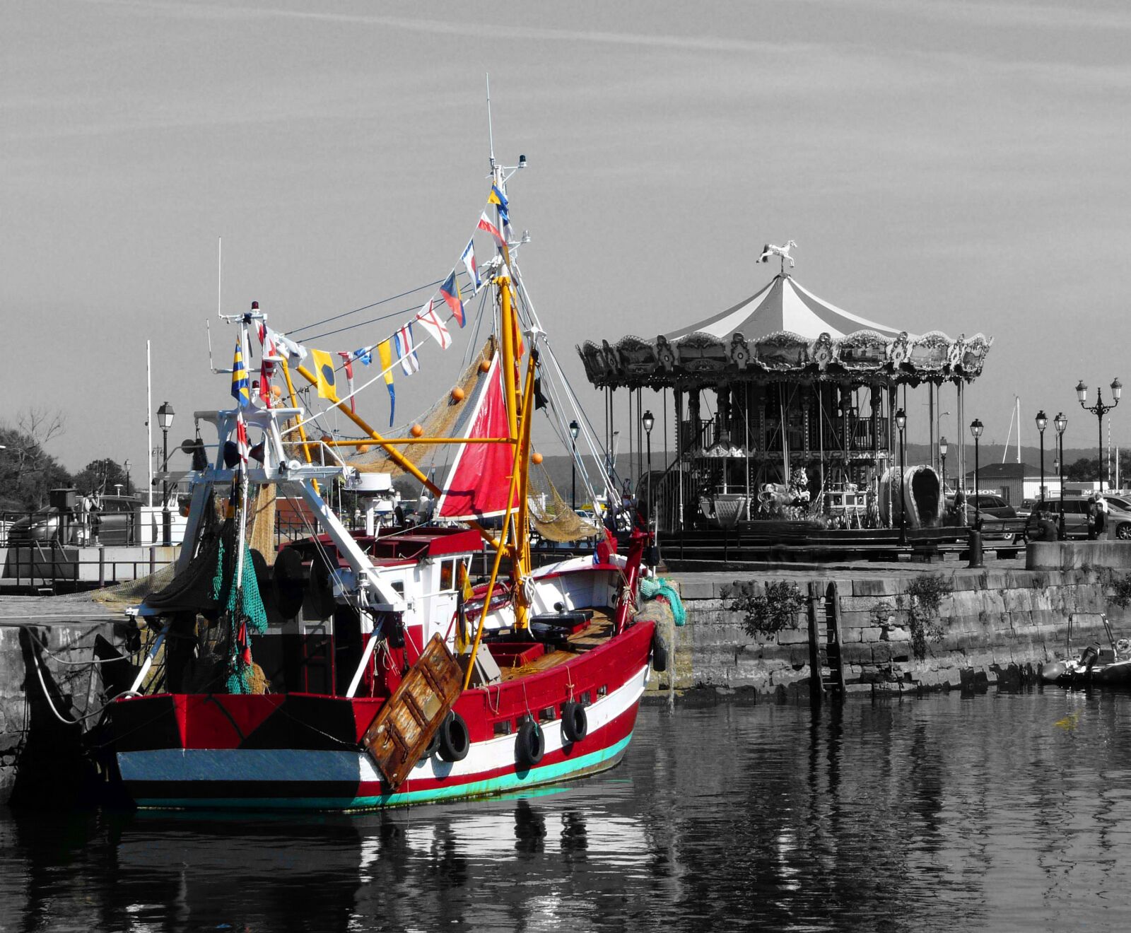 Panasonic DMC-FZ18 sample photo. Boat, port, sea photography
