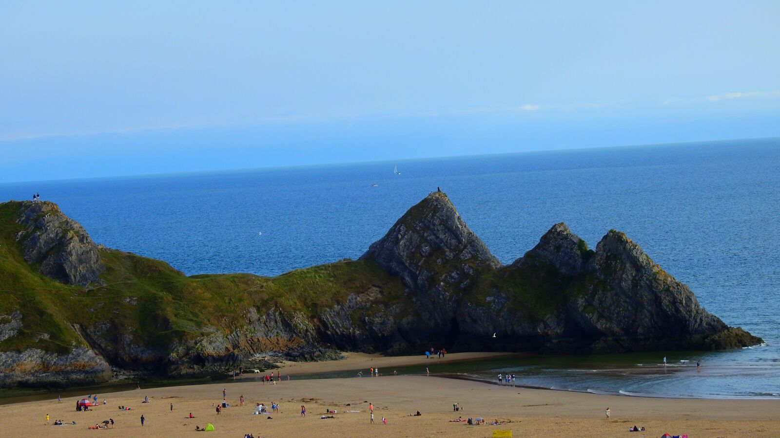 Nikon Coolpix P900 sample photo. Rock, sea, landscape photography