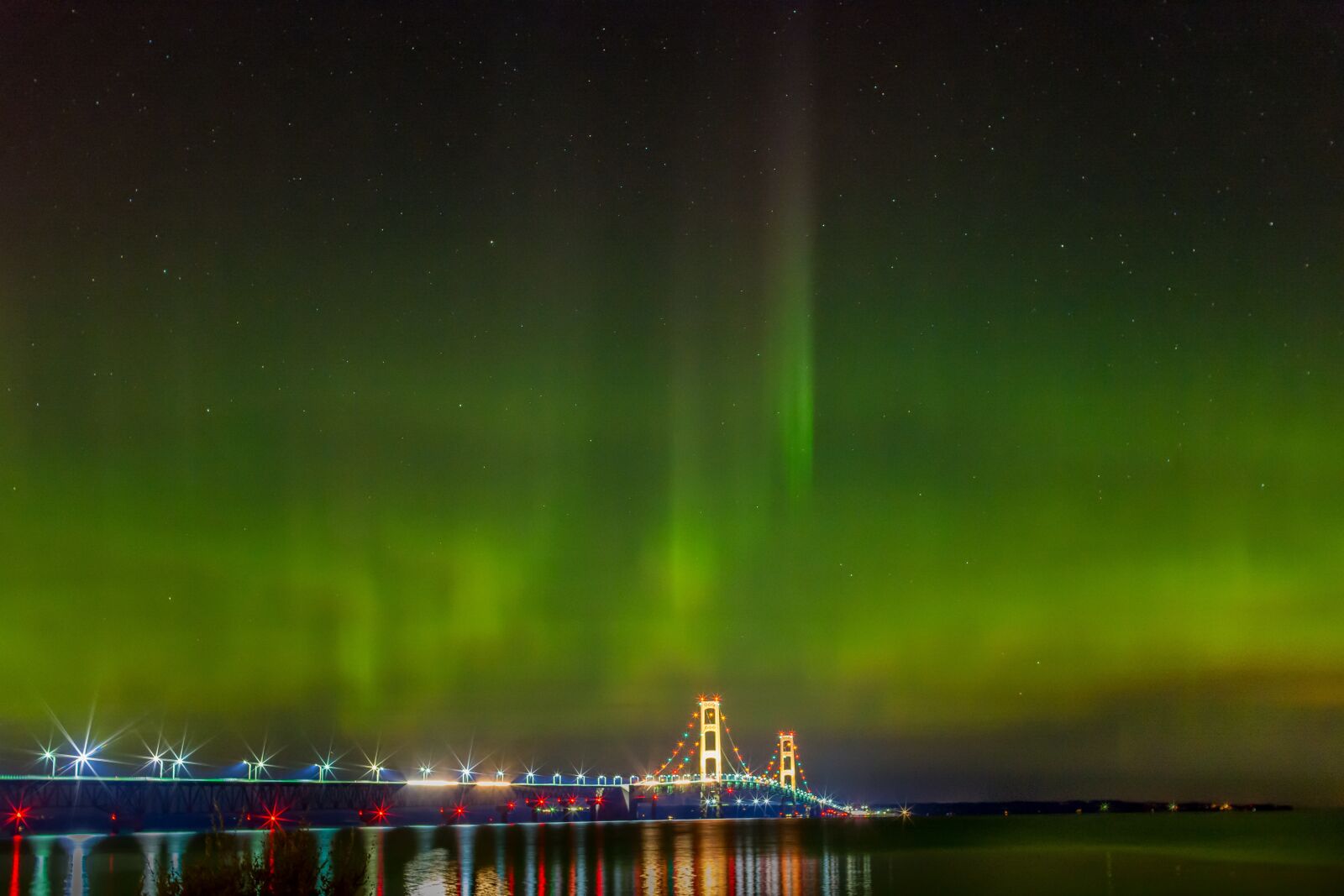 Nikon D5200 sample photo. Mackinac bridge, northern lights photography