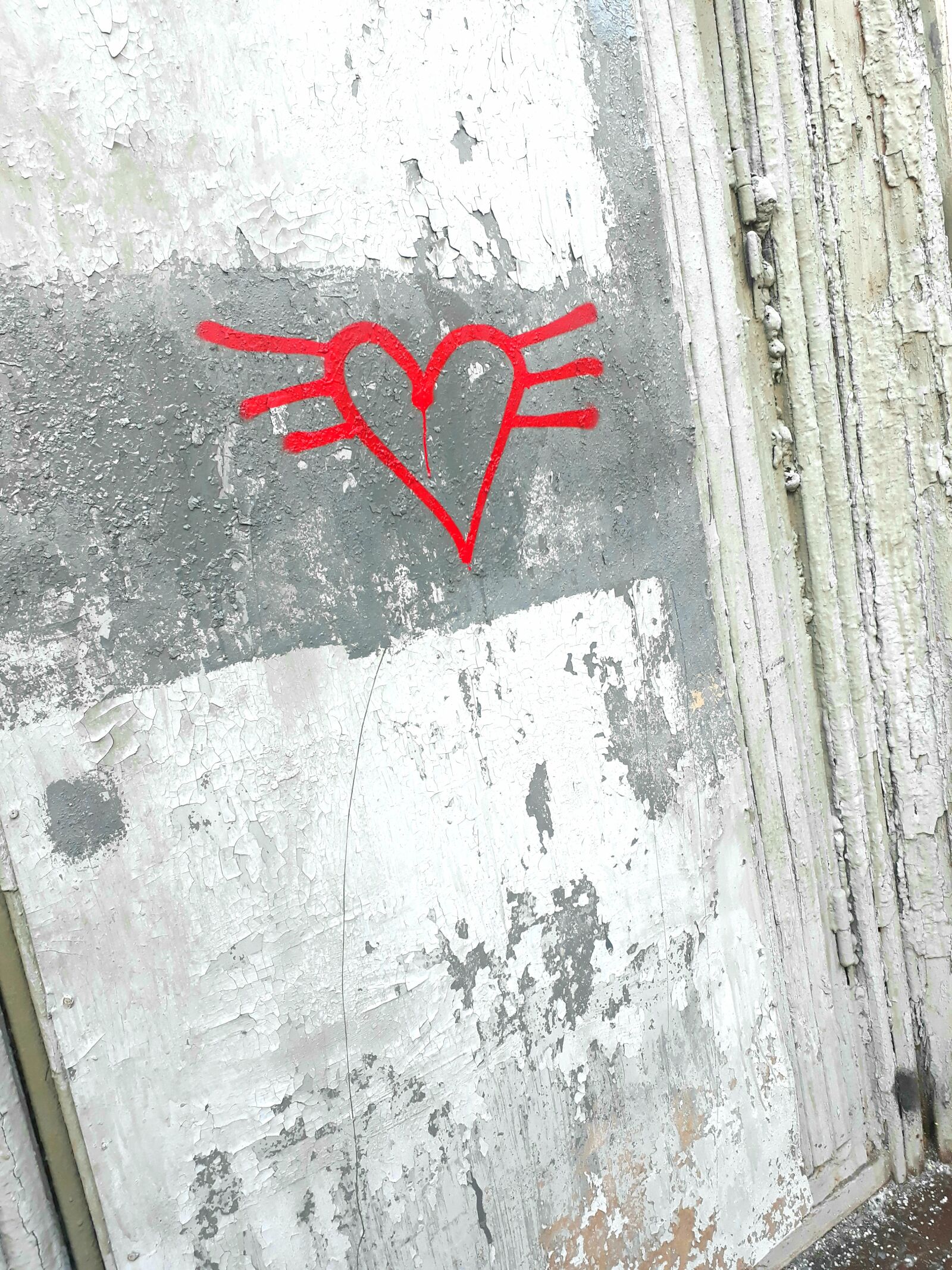 Samsung Galaxy A3(2017) sample photo. Love, heart, graffiti photography