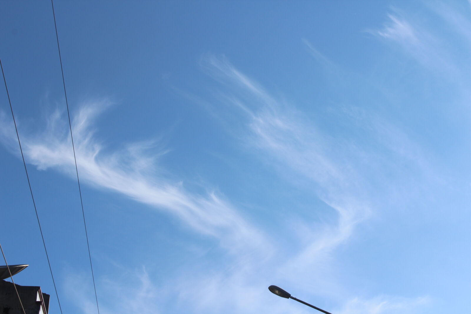 Canon EOS 1200D (EOS Rebel T5 / EOS Kiss X70 / EOS Hi) sample photo. Blue, sky photography