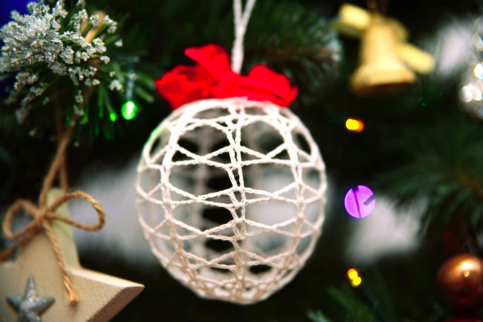 Nikon D800 sample photo. Bauble, christmas tree, ornaments photography