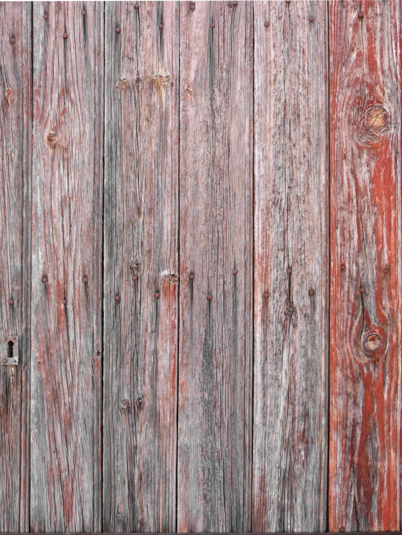 Panasonic DMC-FZ62 sample photo. Door, old wood, slats photography