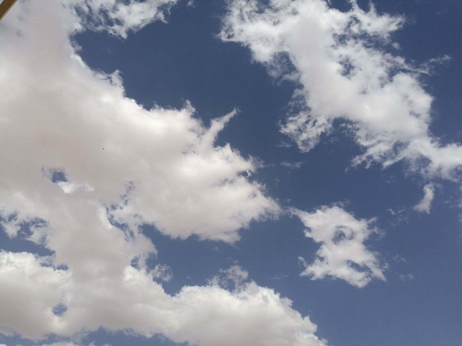 HUAWEI P9 sample photo. Blue, sky, clear, sky photography