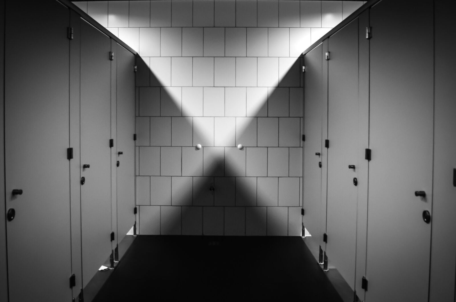 Nikon D5100 sample photo. Interior, room, floor, wall photography