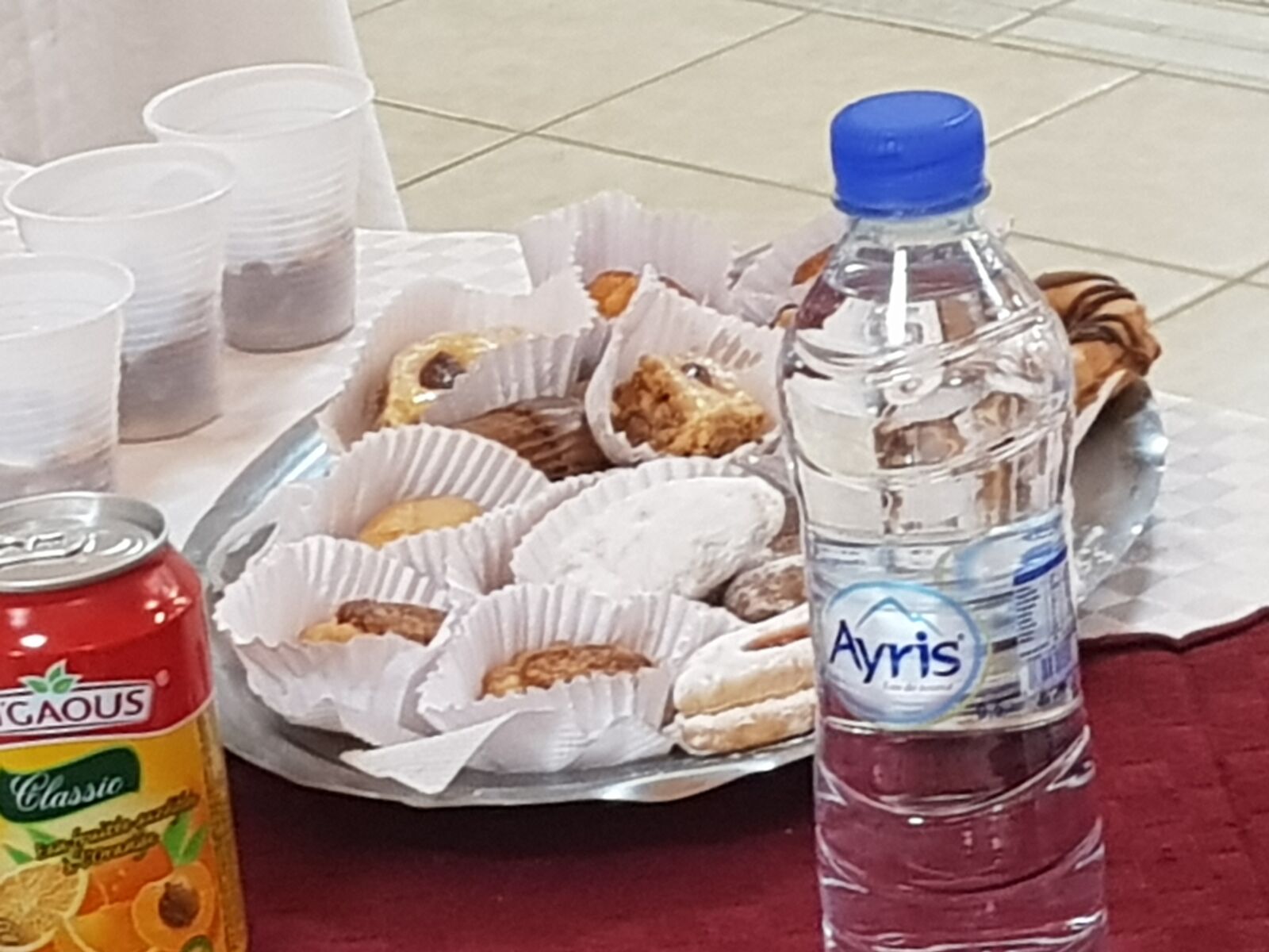 Samsung Galaxy S8+ sample photo. Cookies, cakes, ovens photography