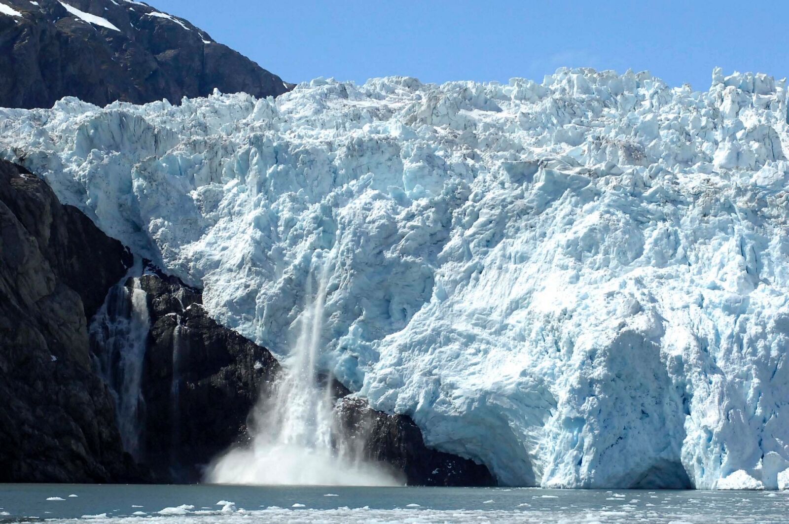 Nikon D2Xs sample photo. Glacier calving, ice, water photography