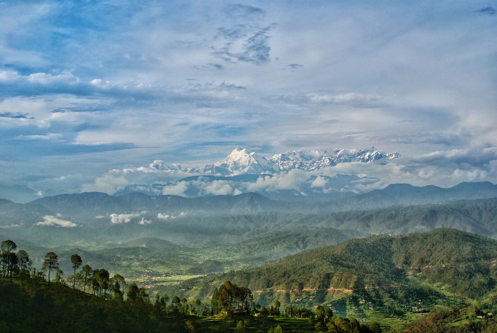 Sony Alpha DSLR-A100 sample photo. Hills, mountains, landscape photography
