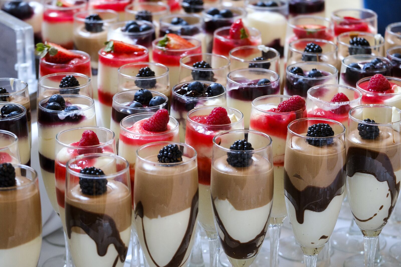 Fujifilm X-T2 + Fujifilm XF 55-200mm F3.5-4.8 R LM OIS sample photo. Dessert, mousse, sweet photography