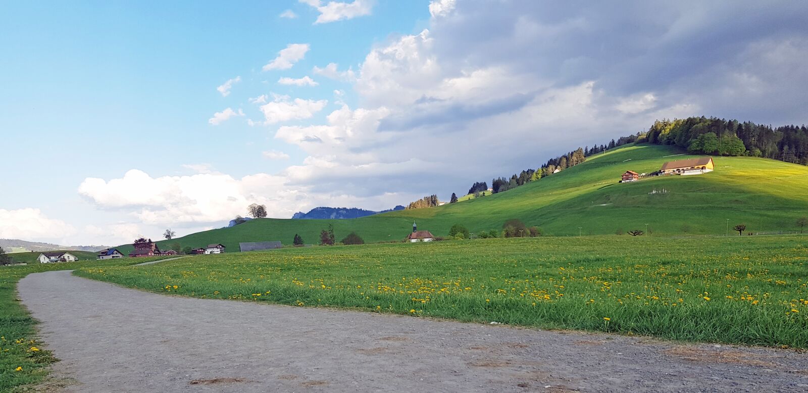 Samsung Galaxy S8 sample photo. Trail, hill, landscape photography