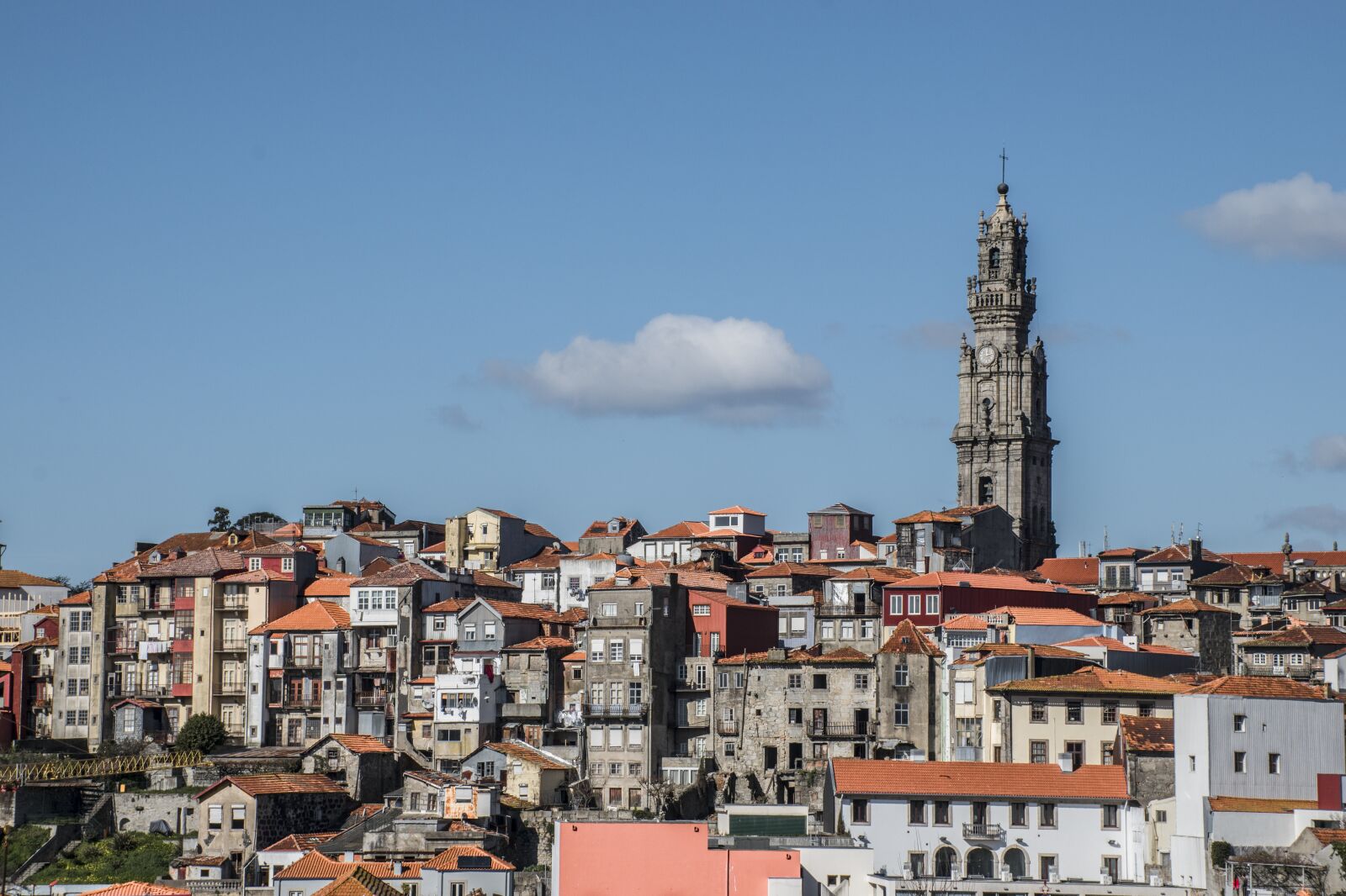 Nikon D5600 sample photo. Architecture, city, trip photography