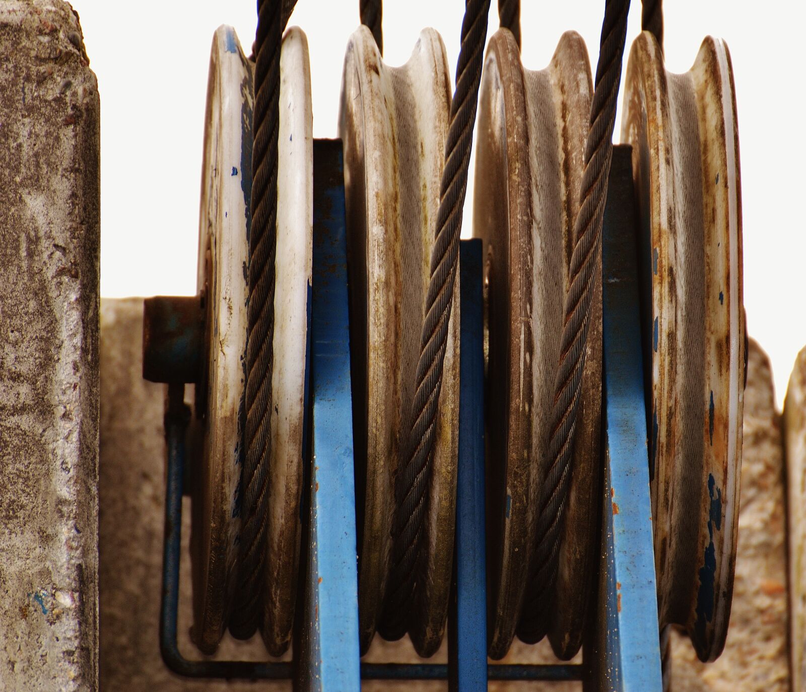 Nikon D3200 sample photo. Winch, ropes, roll up photography