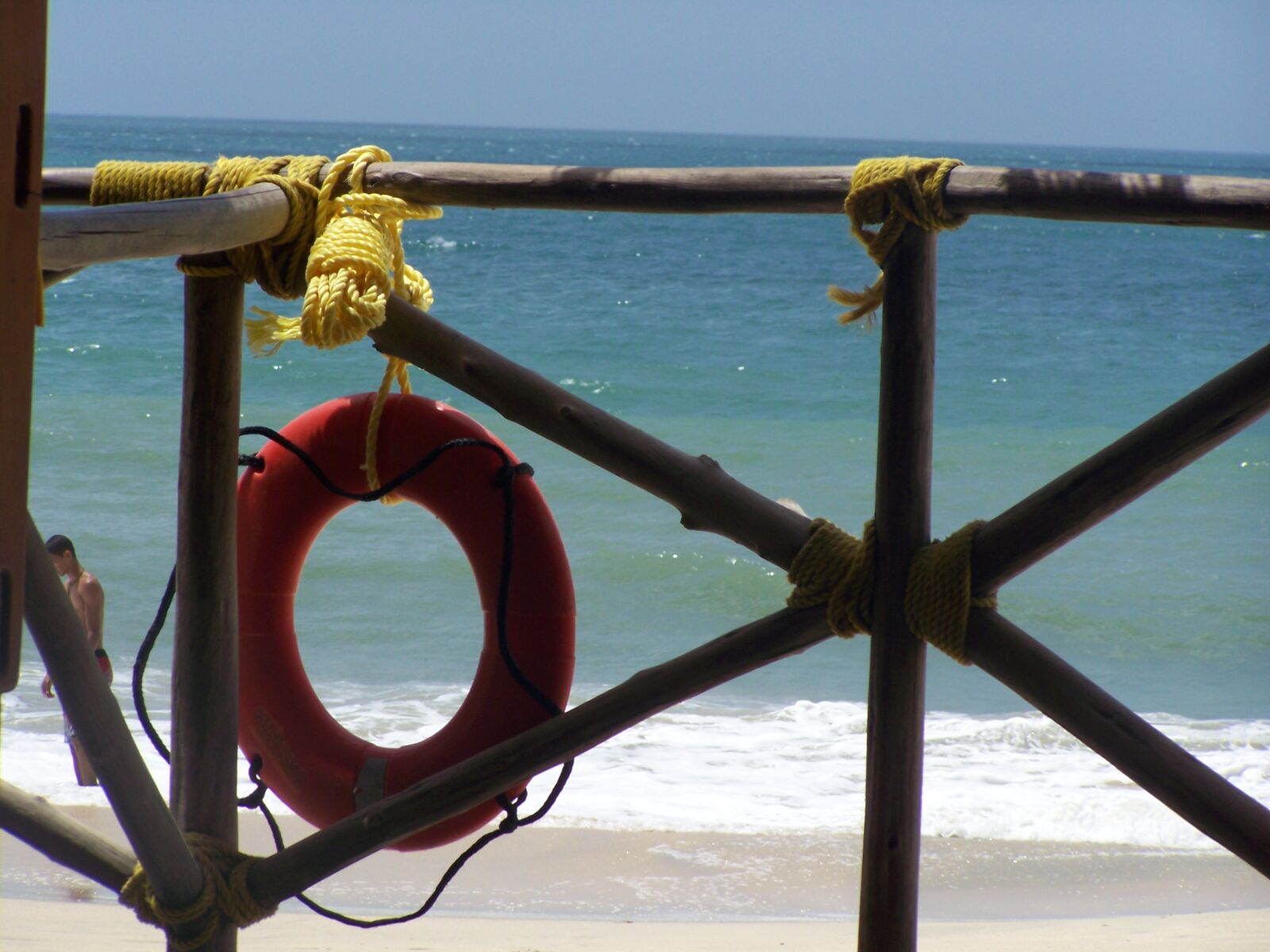 Kodak EASYSHARE Z710 ZOOM DIGITAL CAMERA sample photo. Beach, lifeguard, rope, sand photography