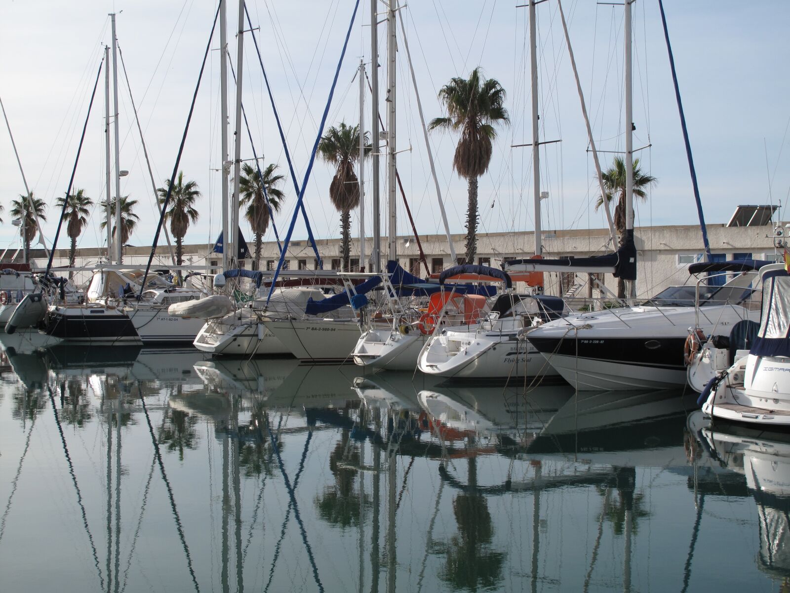 Canon PowerShot G10 sample photo. Yachts, bay, boats photography