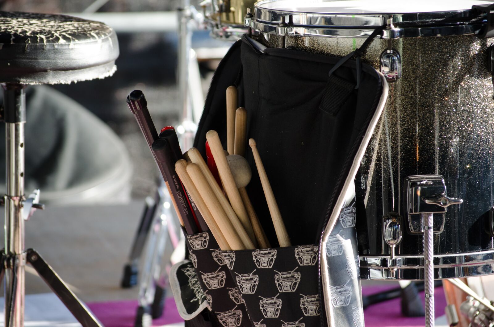 Nikon D5100 sample photo. Drums, stage, music photography