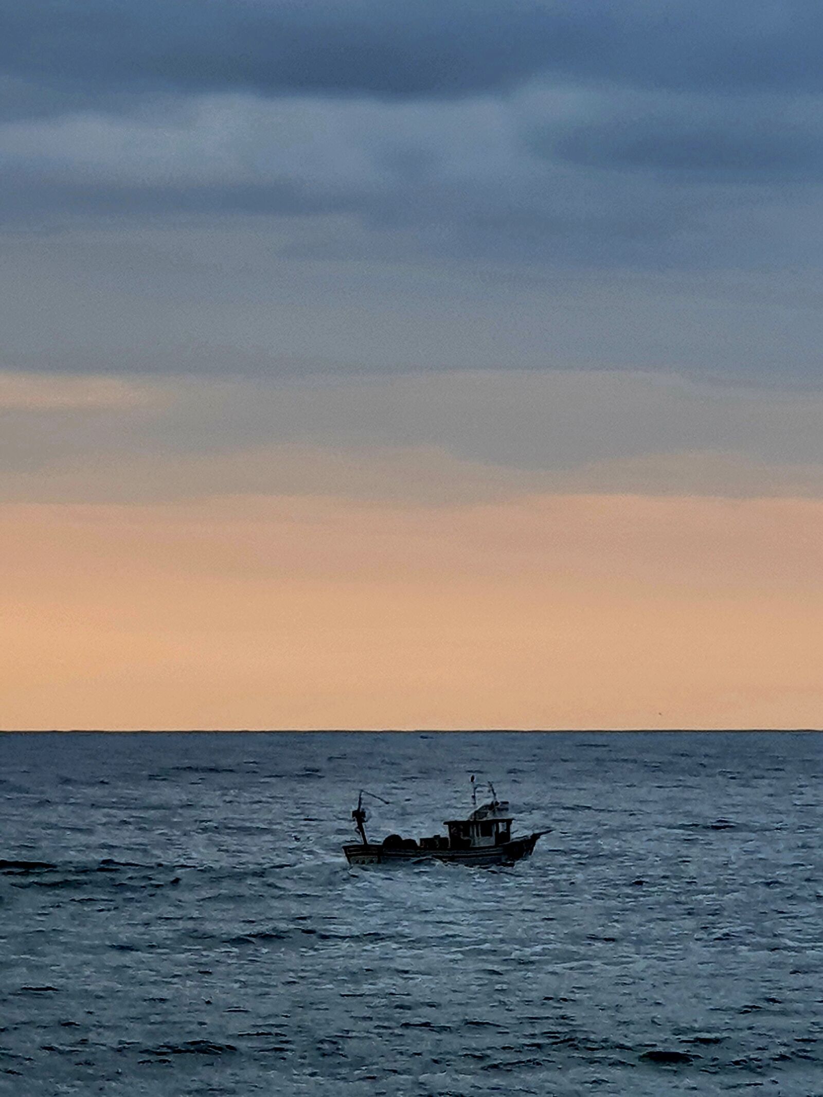 Samsung SM-G975F sample photo. Sea, ship, cutter photography