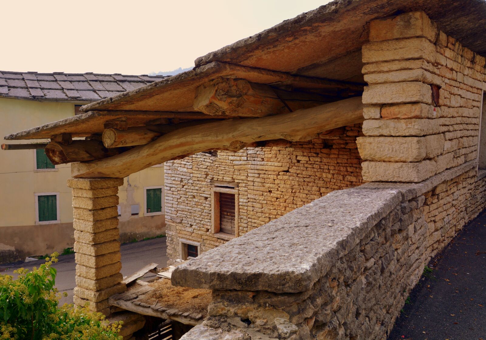 Nikon D7100 sample photo. Stone, house, roof photography