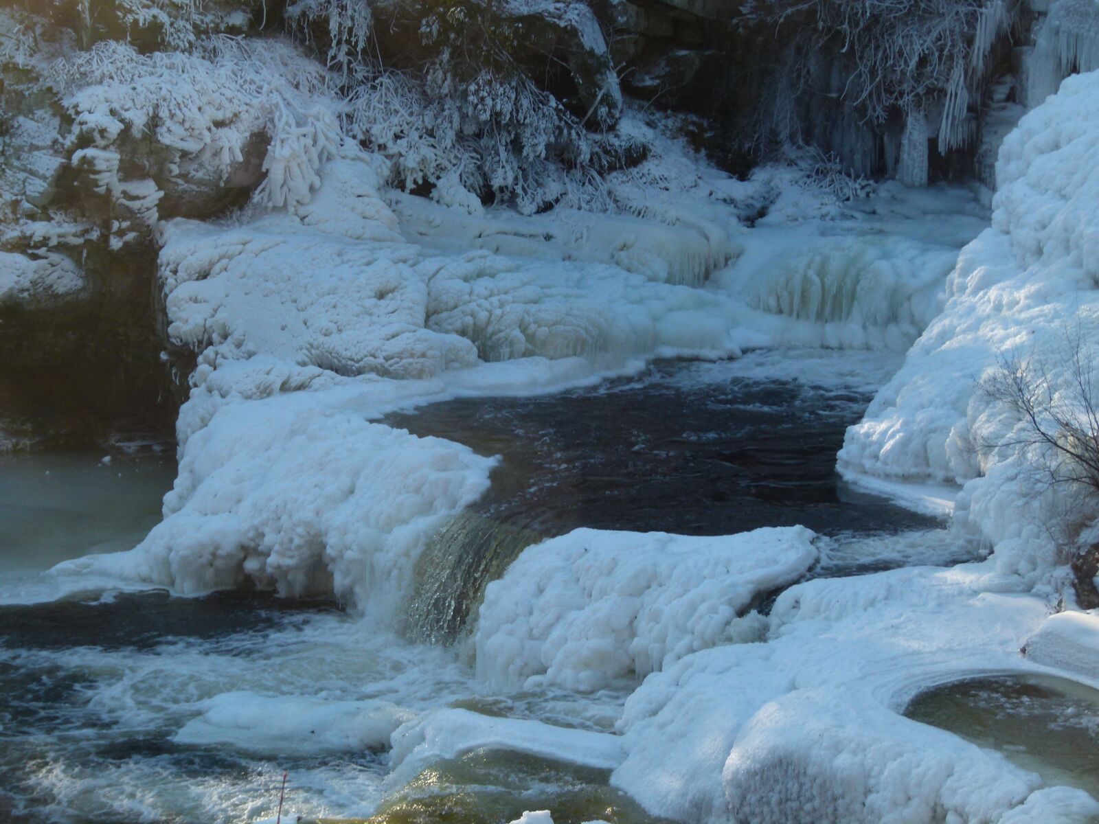 Panasonic Lumix DMC-FZ100 sample photo. Waterfall, frozen waterfall, water photography